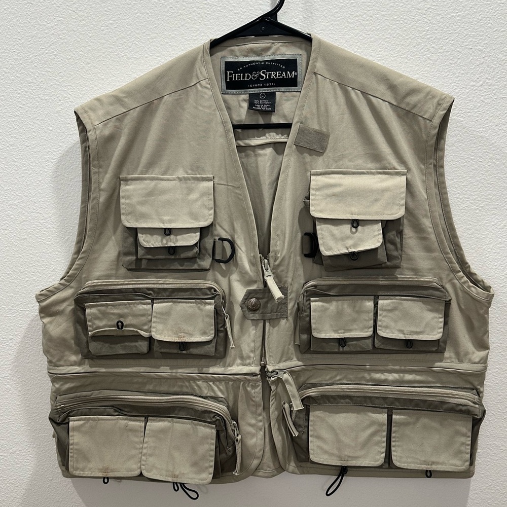 Field & Stream Khaki Beige Fishing Outdoor Vest Large multi pocket zipper d-ring